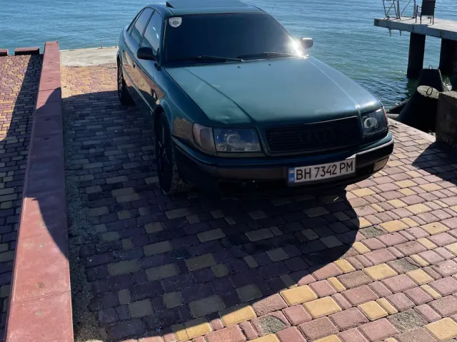 Audi 100 - фото 5