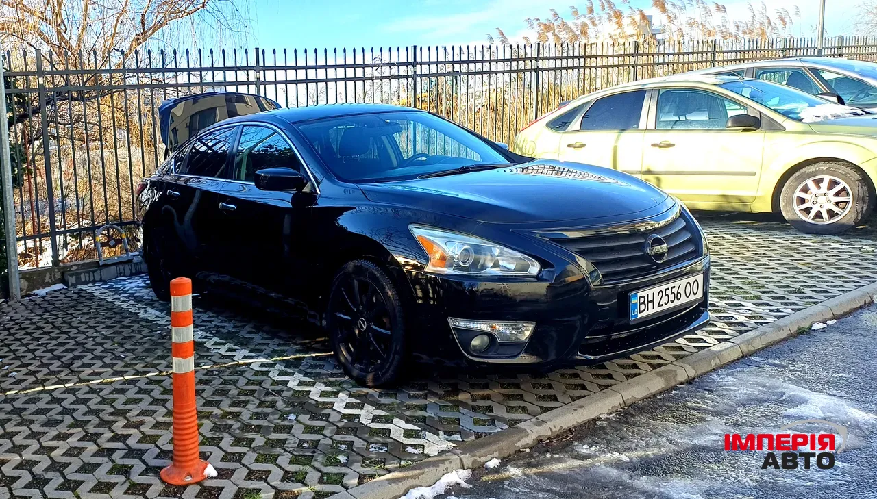 Nissan Altima - фото 2