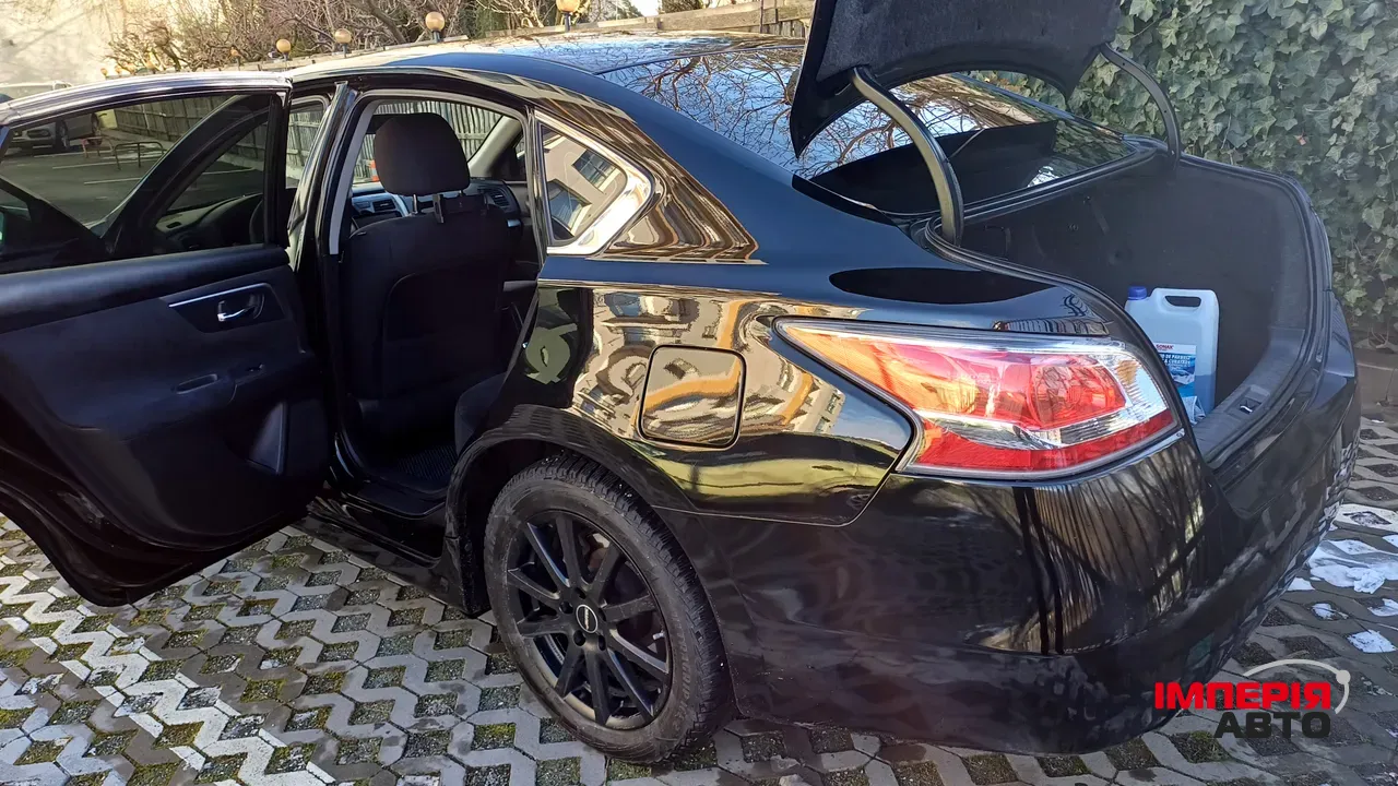 Nissan Altima - фото 7