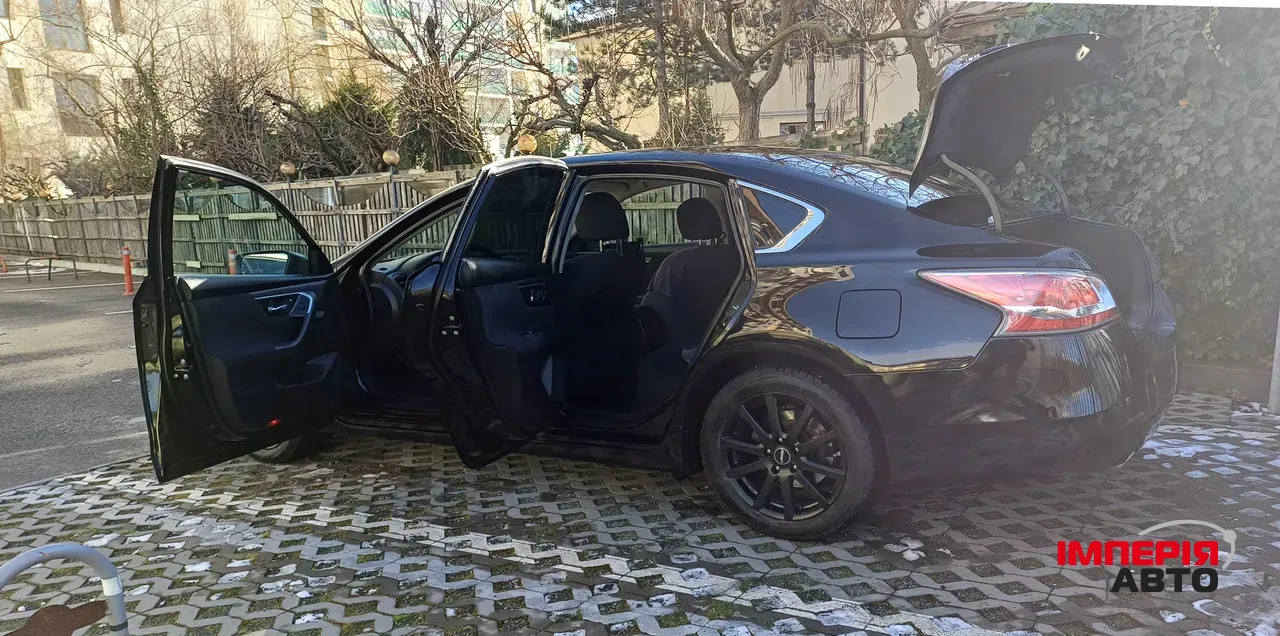 Nissan Altima - фото 6