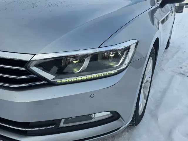 Volkswagen Passat - фото 4