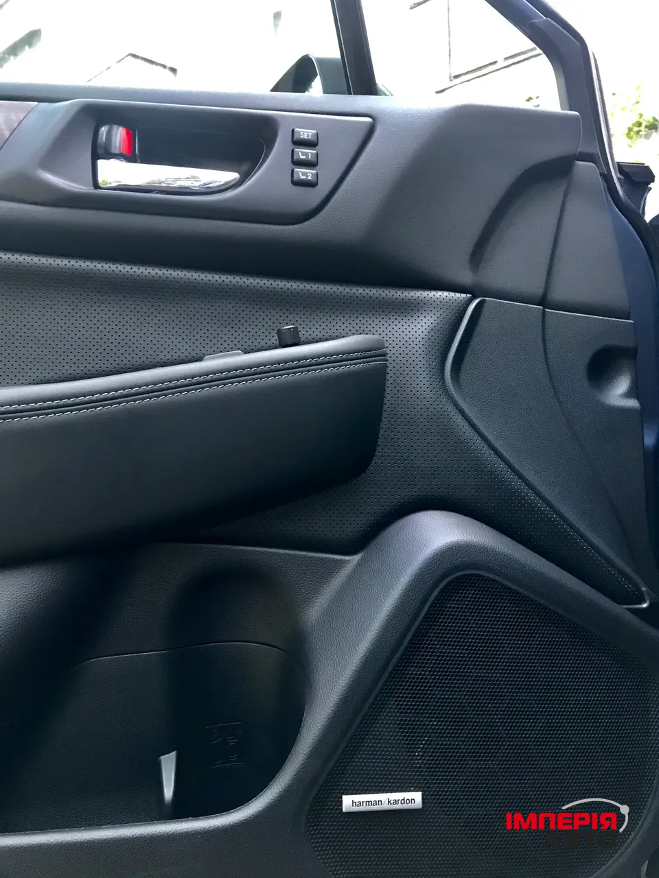 Subaru Outback - фото 11