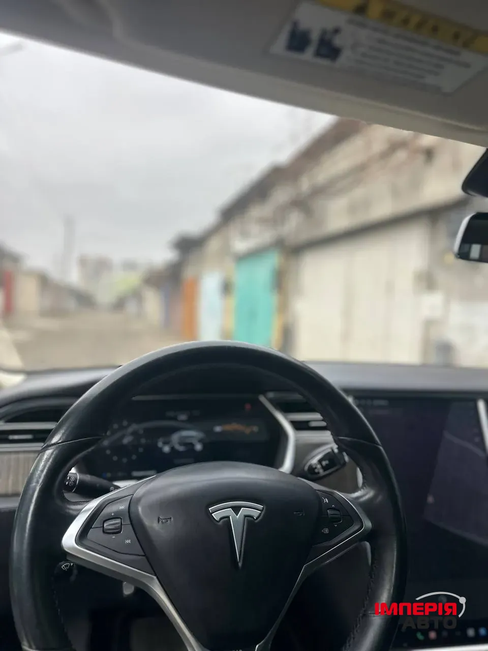 Tesla Model S - фото 10