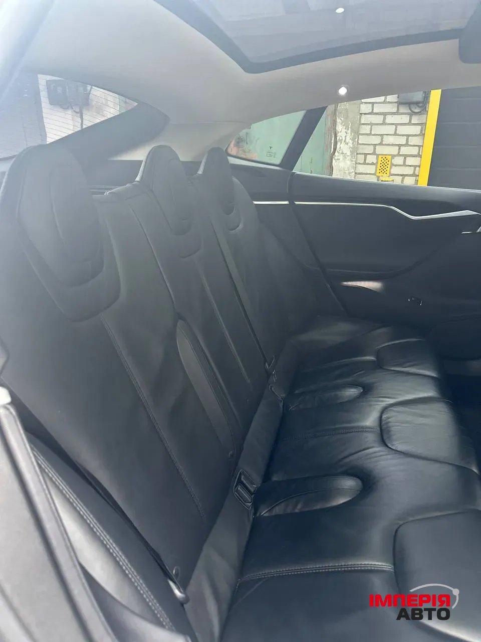 Tesla Model S - фото 14