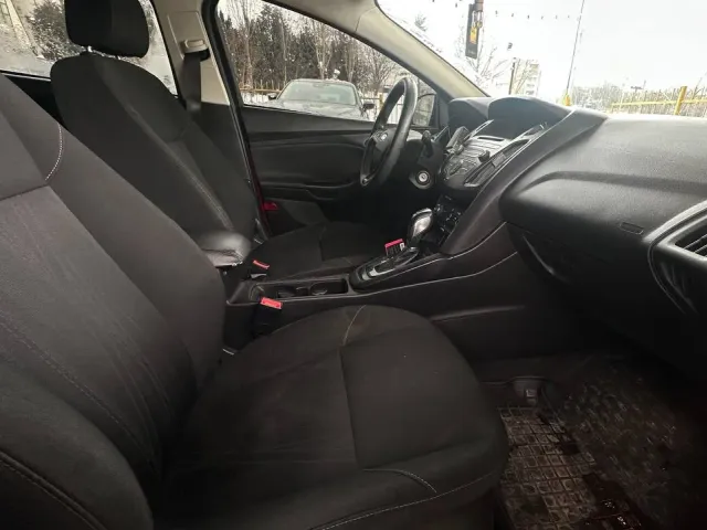 Ford Focus - фото 4