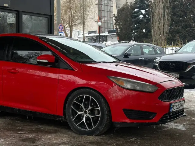 Ford Focus - фото 2