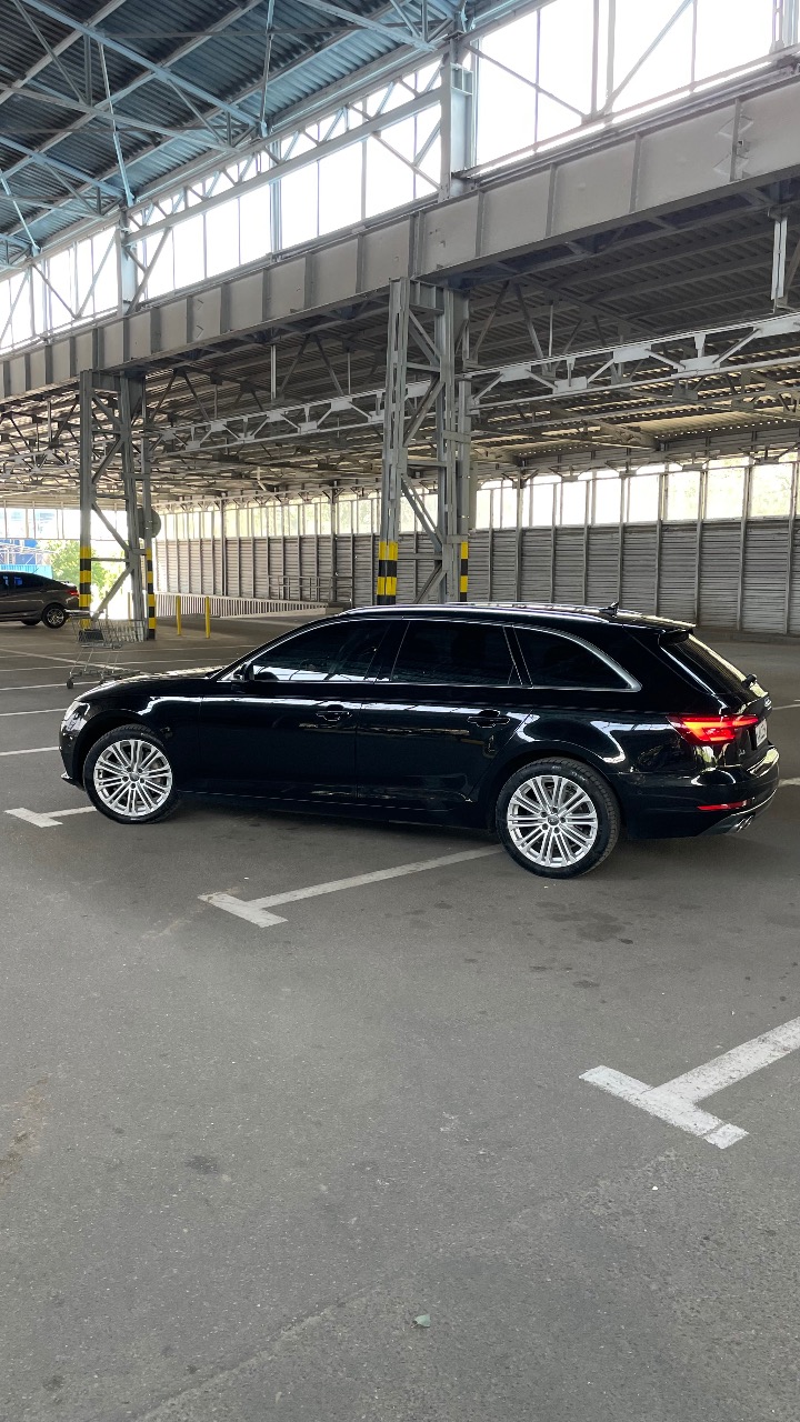 Audi A4 - фото 3