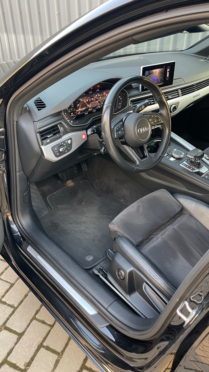 Audi A4 - фото 6