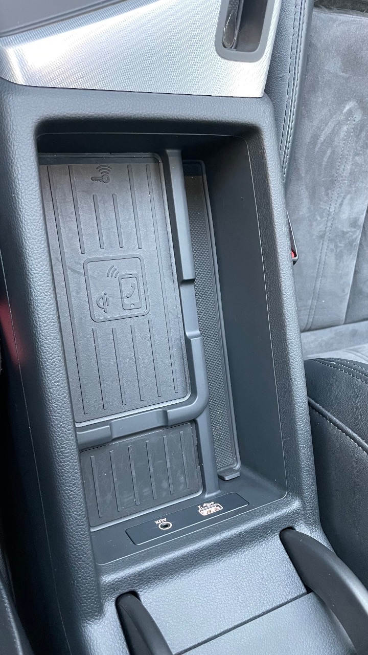 Audi A4 - фото 24