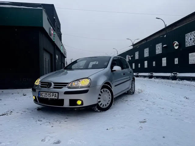 Volkswagen Golf - фото 3