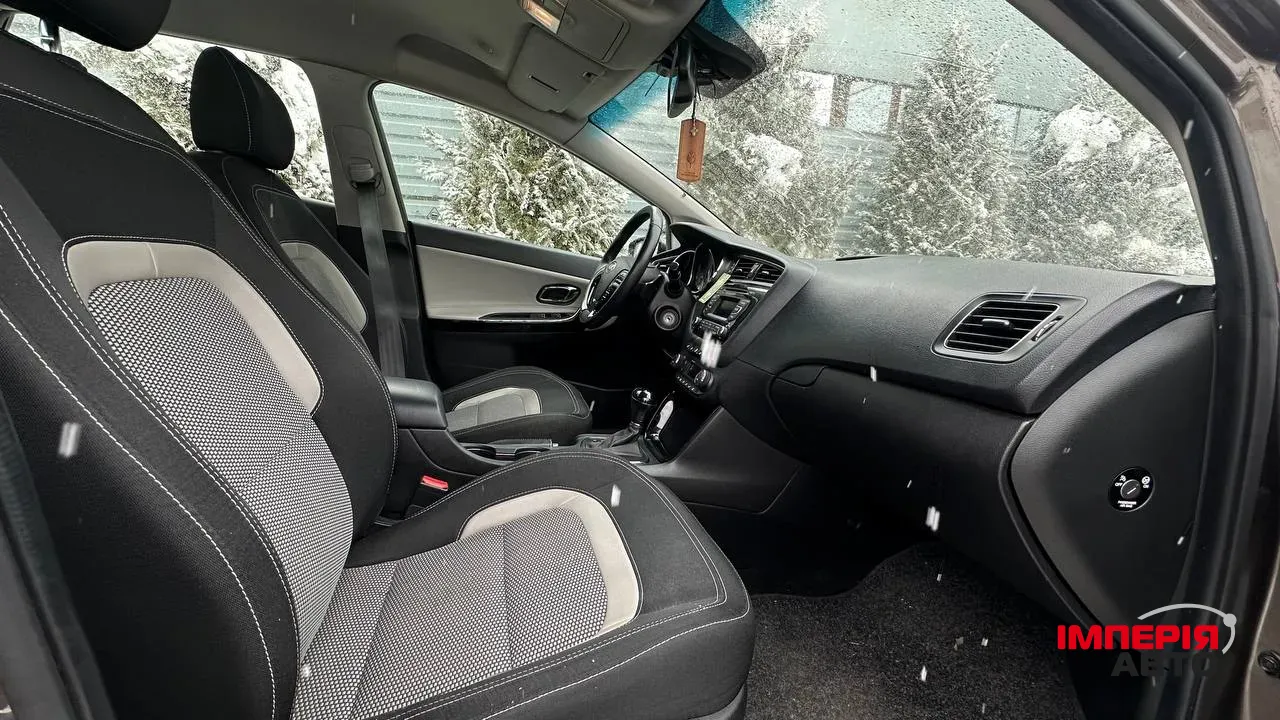 Kia Ceed - фото 7