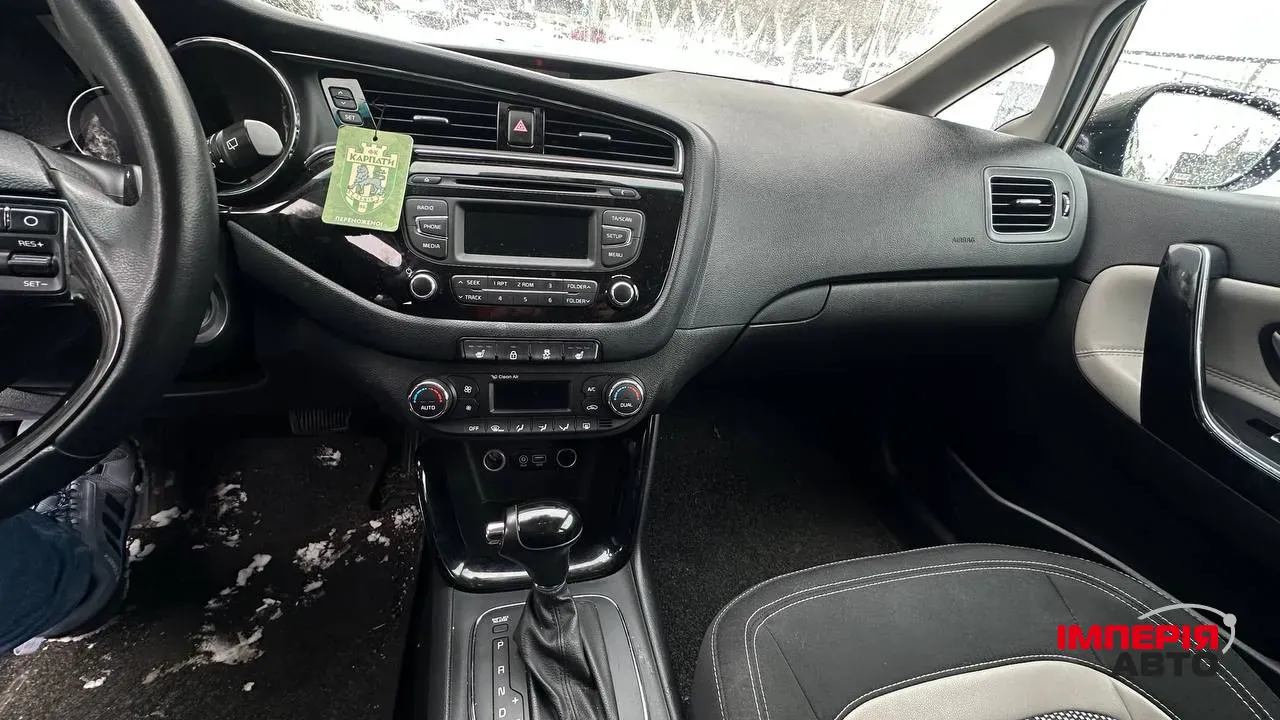 Kia Ceed - фото 8