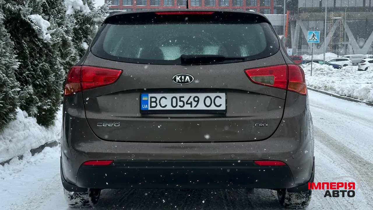 Kia Ceed - фото 3