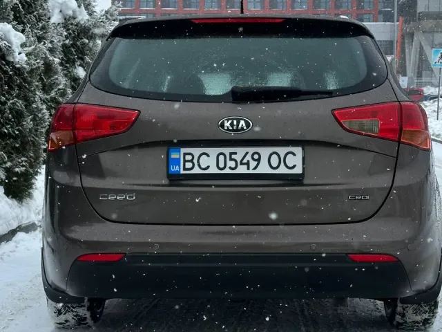 Kia Ceed - фото 3