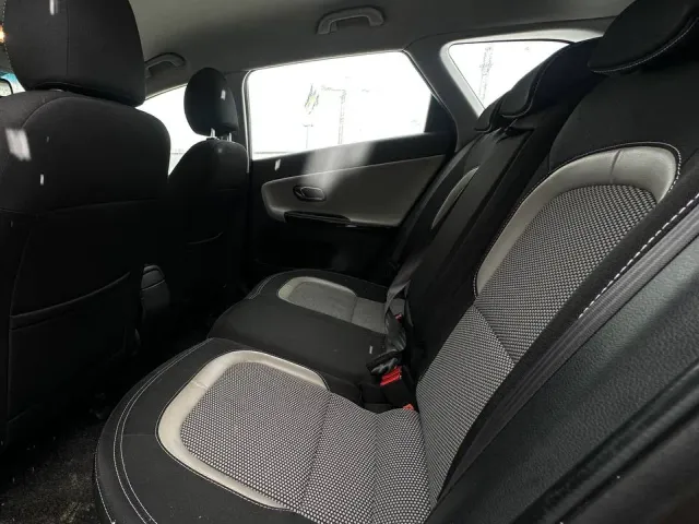 Kia Ceed - фото 5