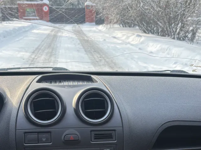 Ford Fiesta - фото 3