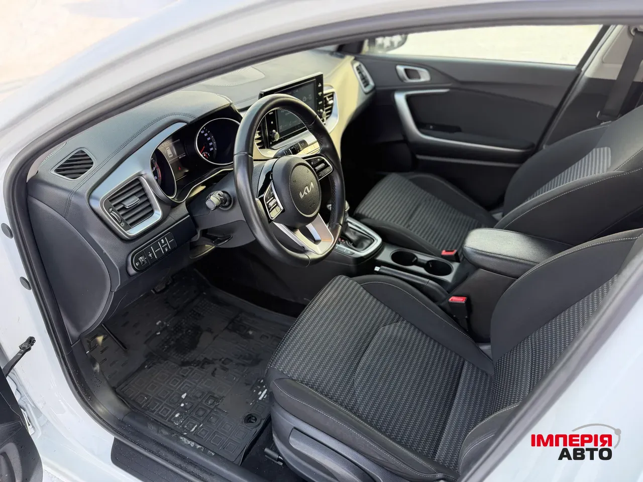 Kia Ceed - фото 5