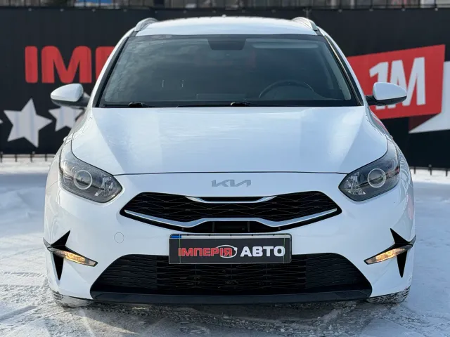 Kia Ceed - фото 2