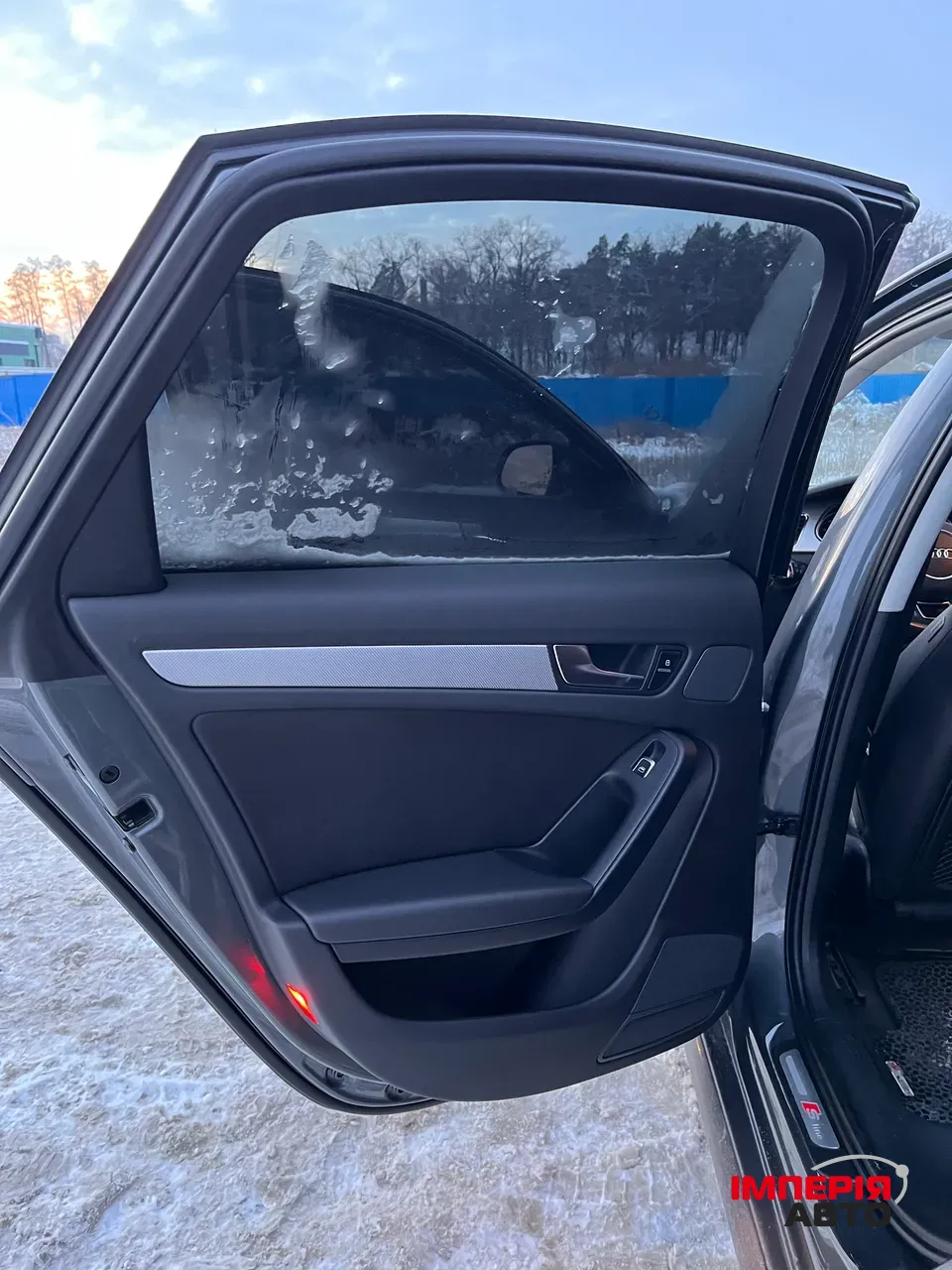 Audi A4 - фото 36