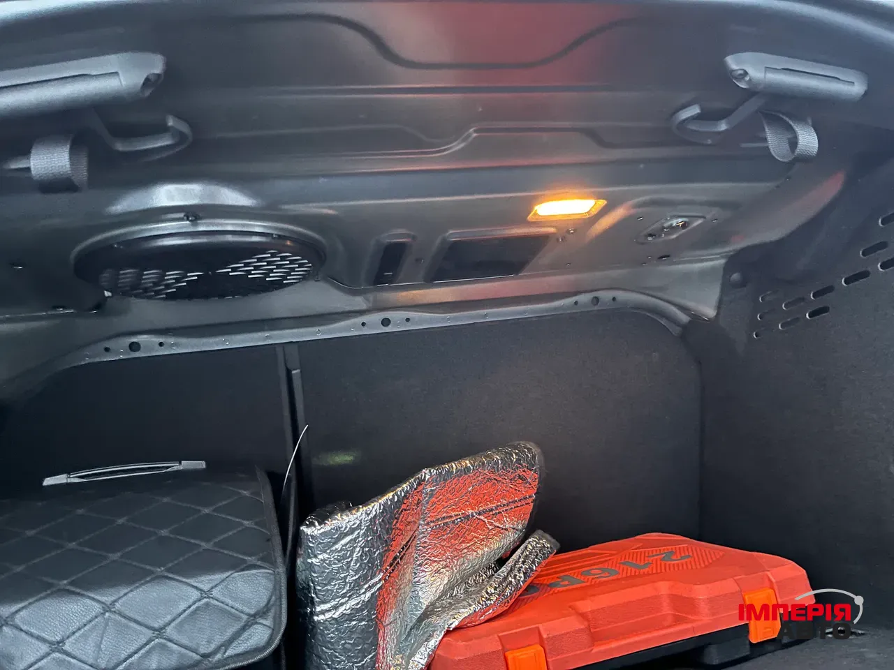 Audi A4 - фото 20