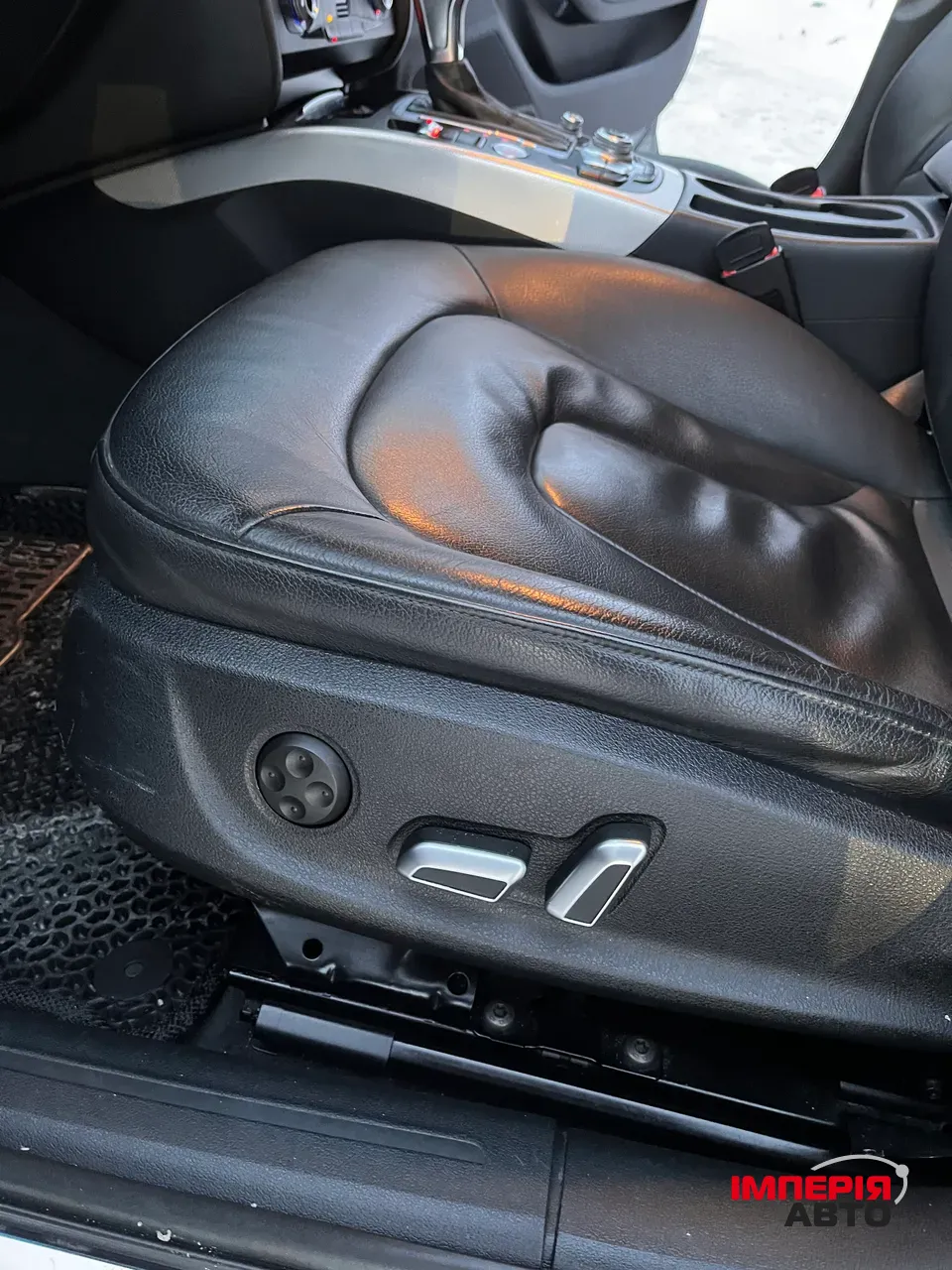 Audi A4 - фото 52