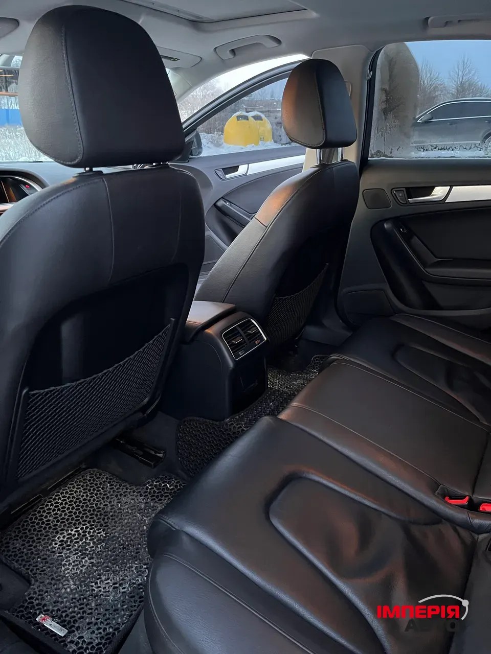 Audi A4 - фото 37