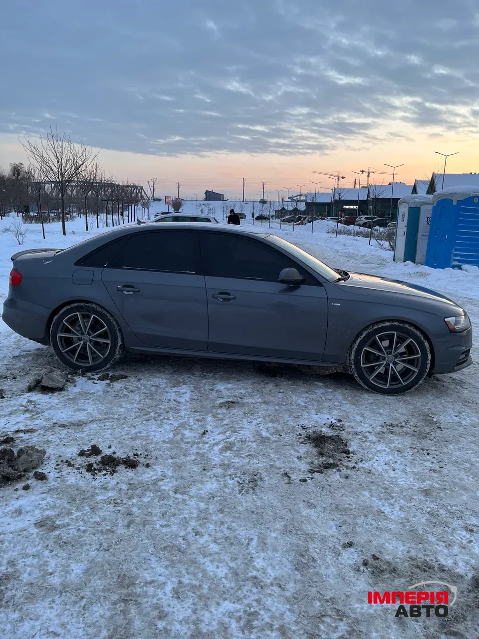 Audi A4 - фото 15