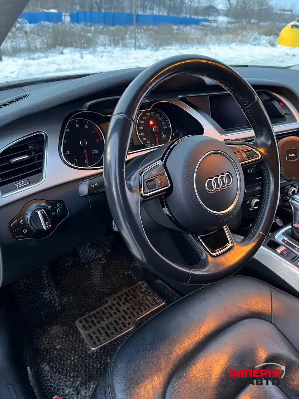 Audi A4 - фото 43