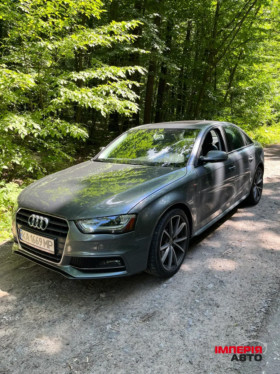 Audi A4 - фото 6