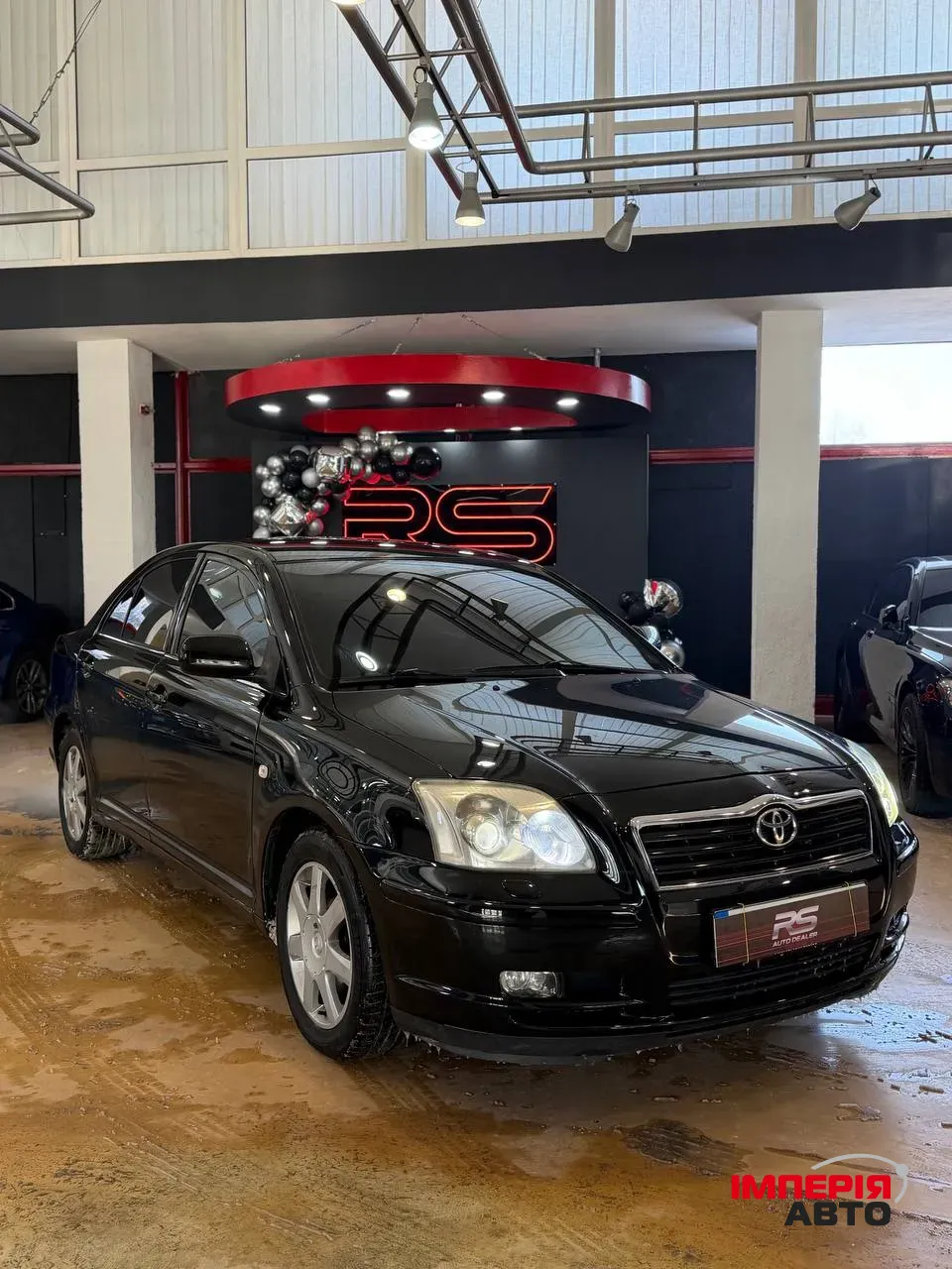 Toyota Avensis - фото 3