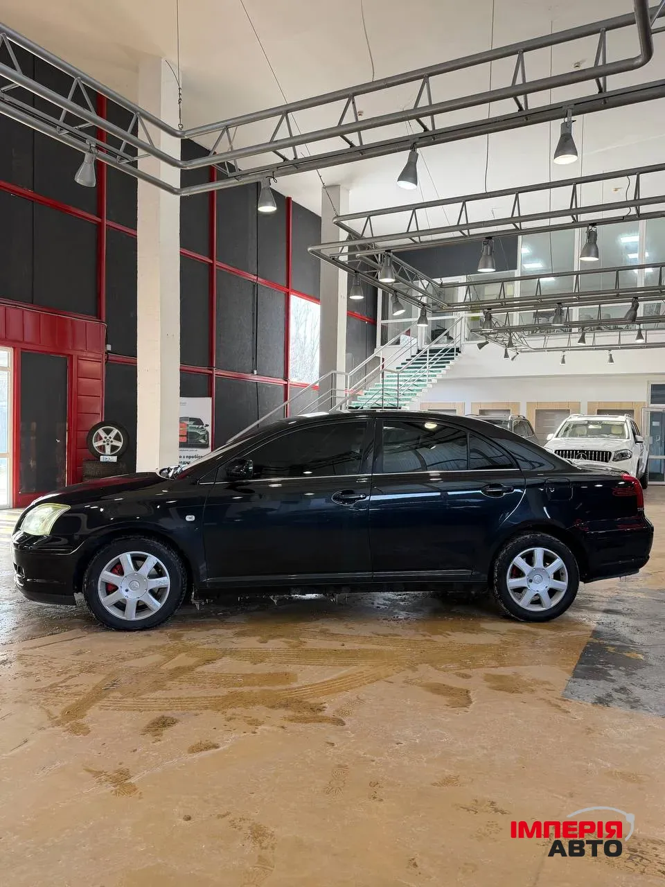 Toyota Avensis - фото 7
