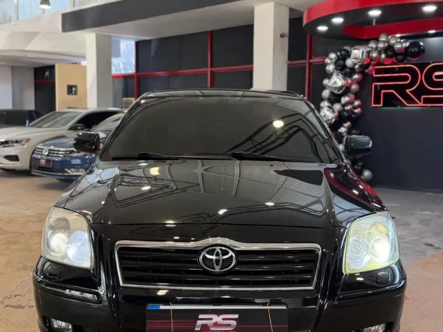 Toyota Avensis - фото 2