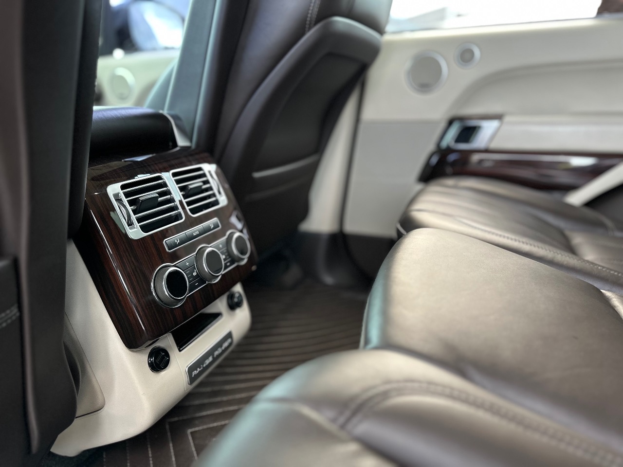 Land Rover Range Rover - фото 15