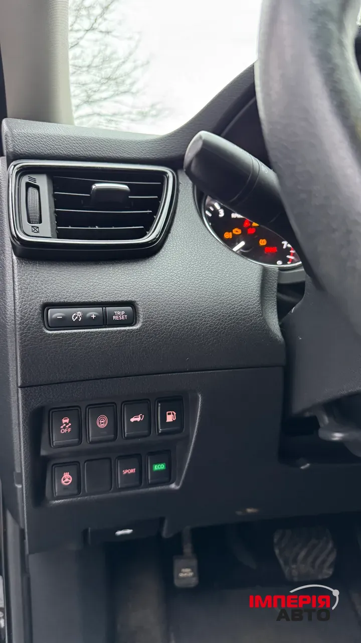 Nissan Rogue - фото 9