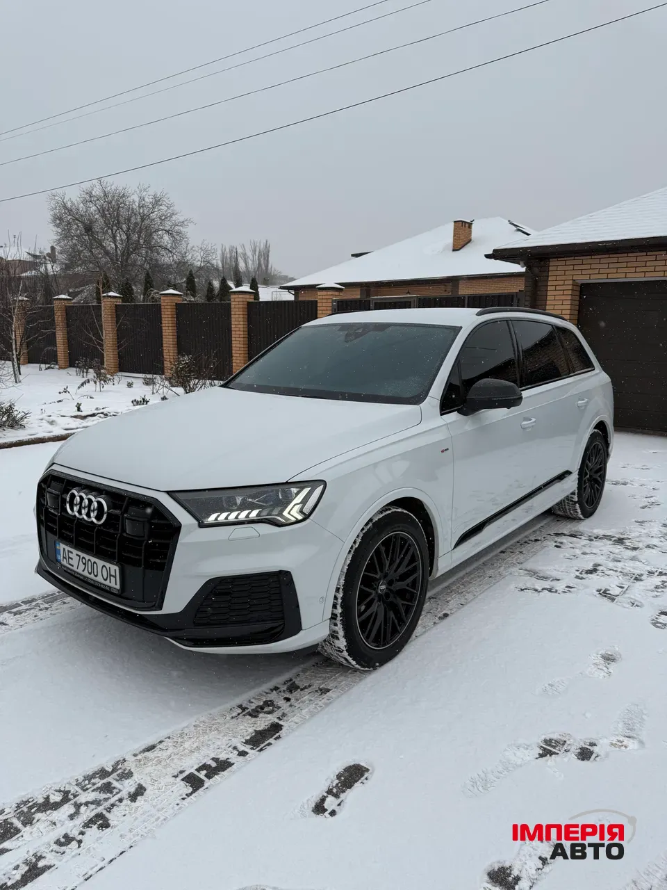 Audi Q7 - фото 25