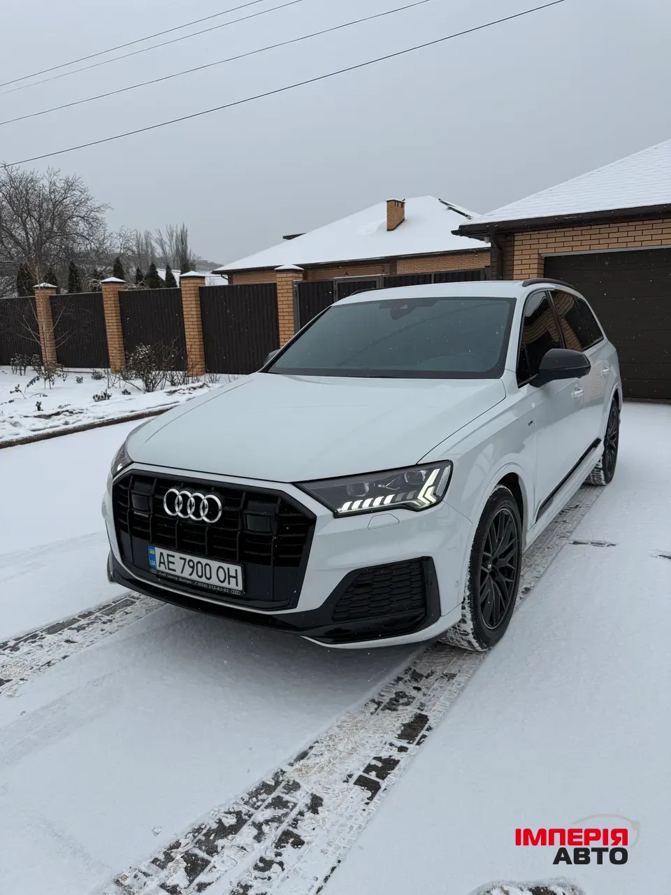 Audi Q7 - фото 1