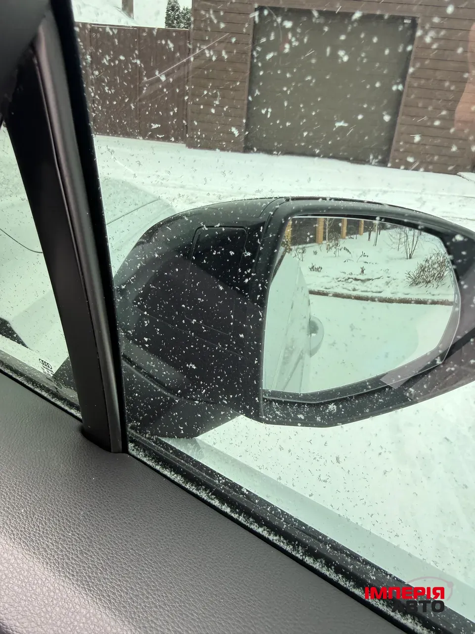 Audi Q7 - фото 22