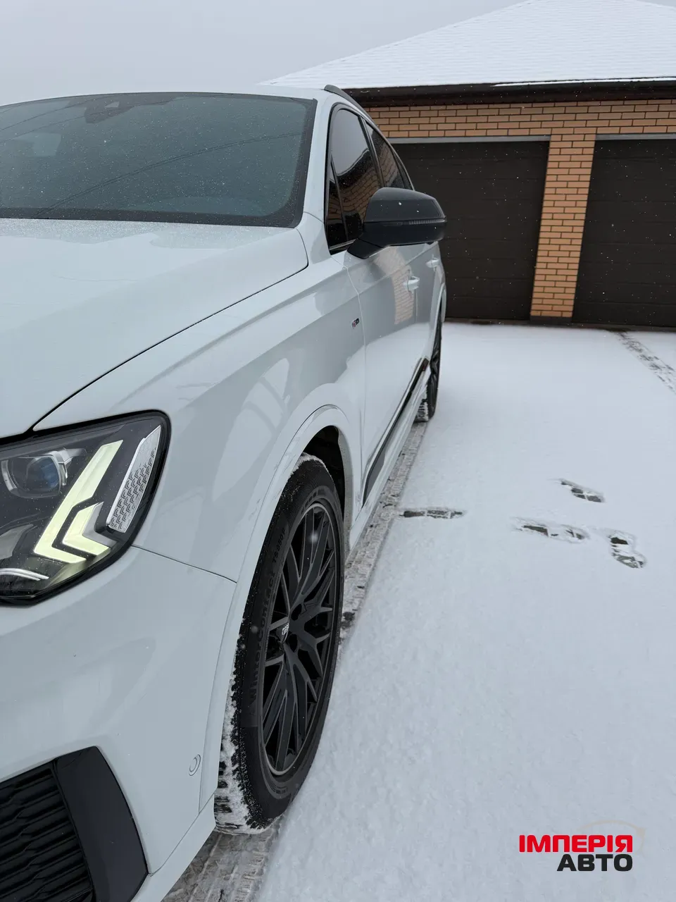 Audi Q7 - фото 8