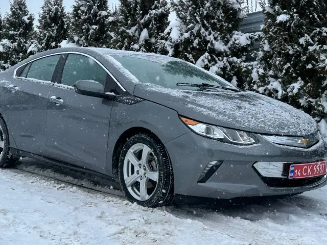 Chevrolet Volt - фото 2