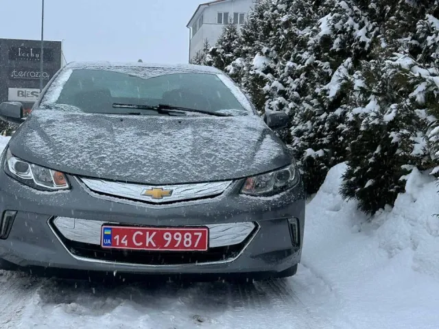 Chevrolet Volt - фото 1
