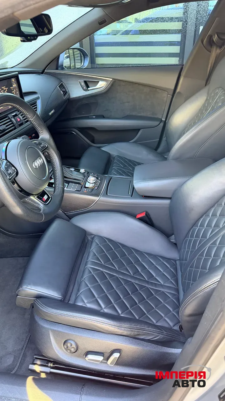 Audi A7 - фото 17