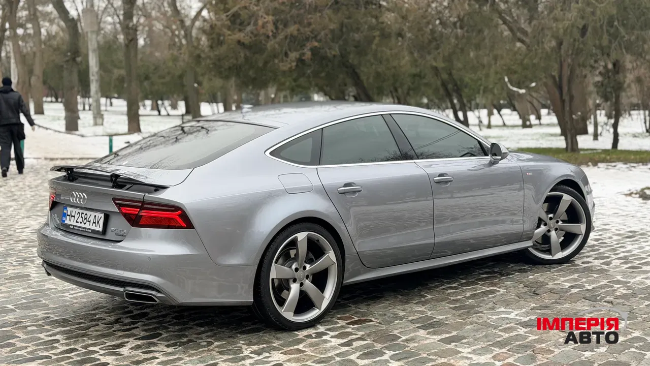 Audi A7 - фото 10
