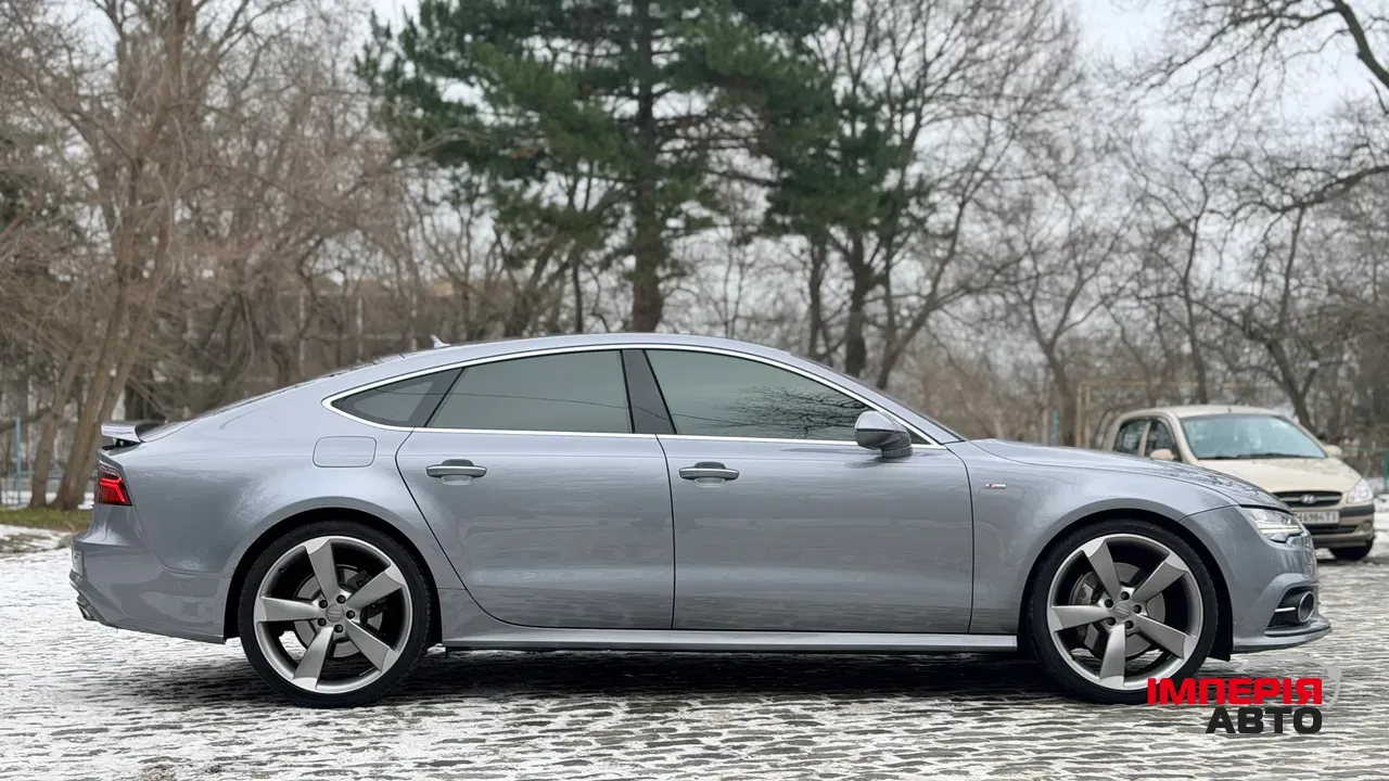 Audi A7 - фото 9