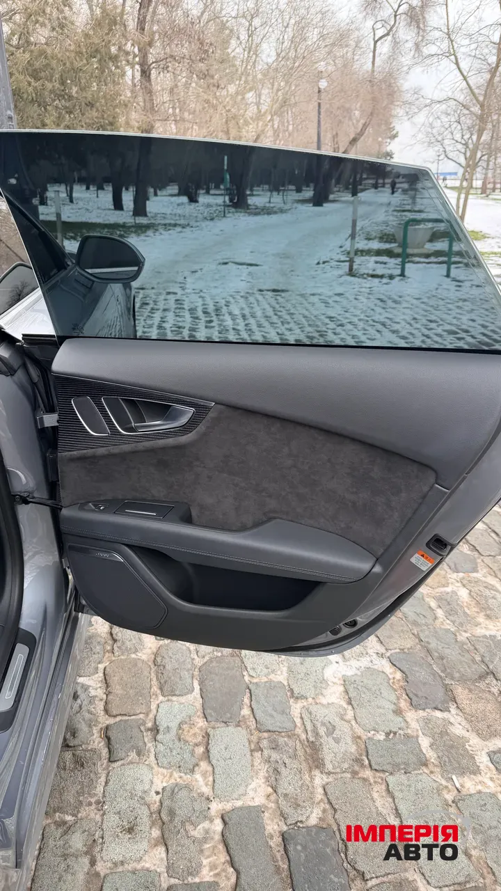 Audi A7 - фото 24