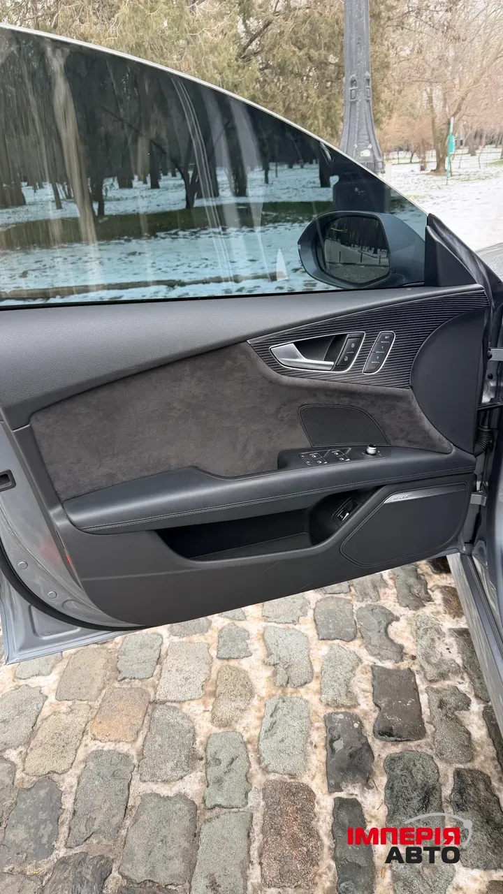 Audi A7 - фото 22