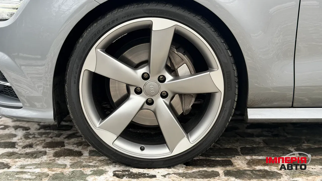 Audi A7 - фото 12