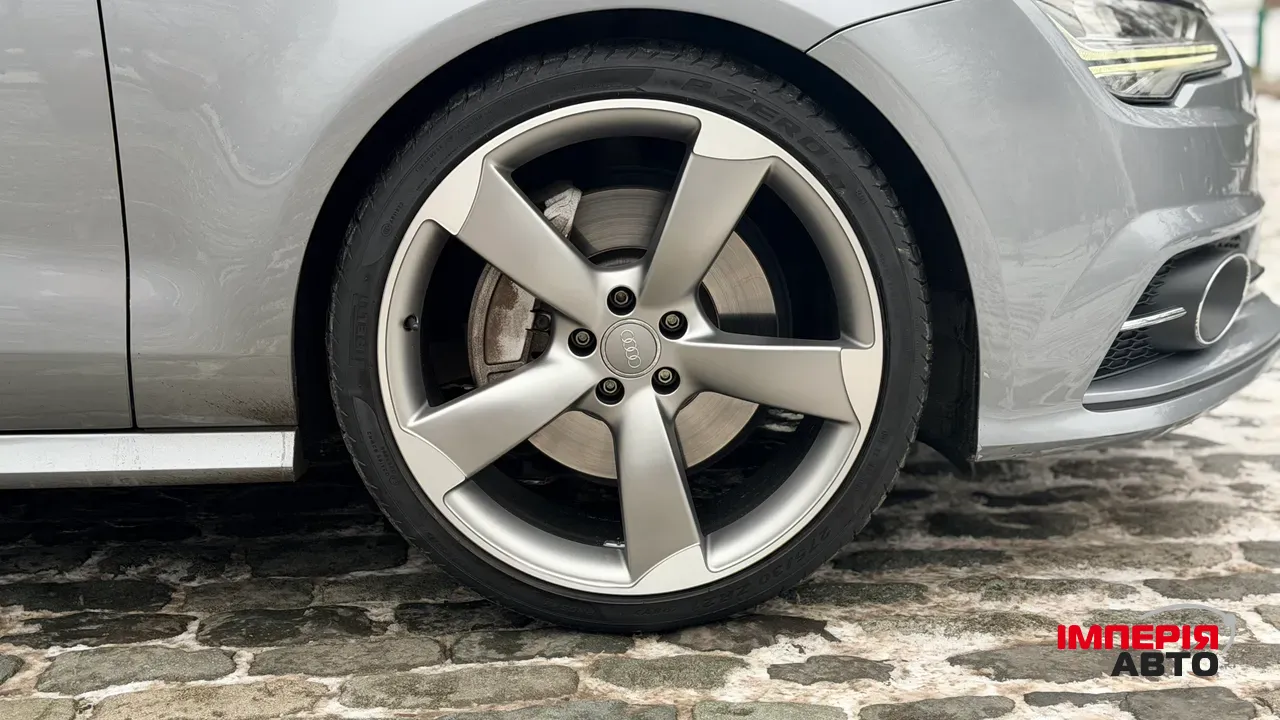 Audi A7 - фото 15