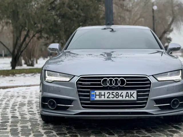 Audi A7 - фото 2