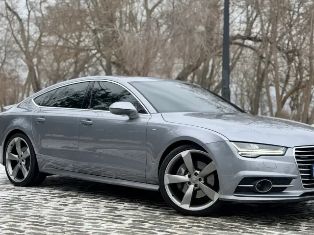Audi A7 - фото 1
