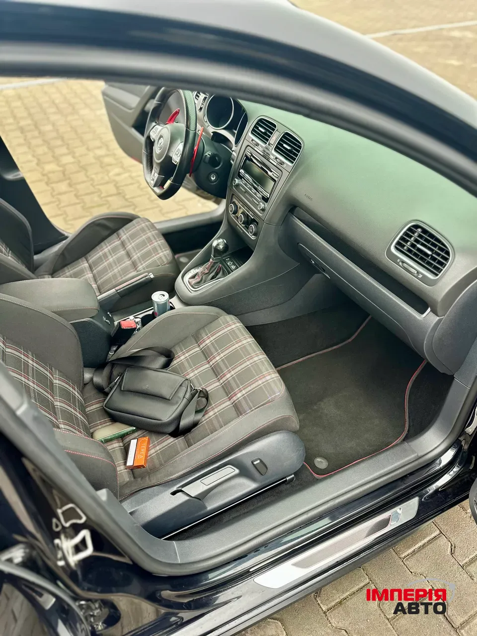 Volkswagen Golf GTI - фото 13